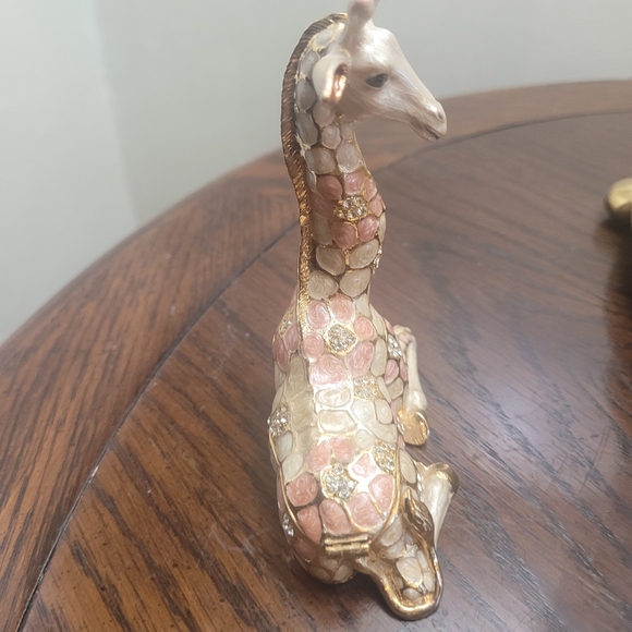 Kingspoint Design Giraffe - Picture 2 of 8